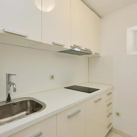 Hedera Estate, Hedera Iii * Zaton (Dubrovnik-Neretva)