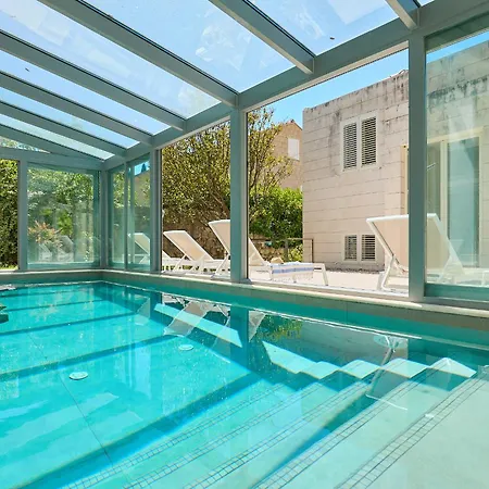 Hedera Estate, Hedera Iii Villa *