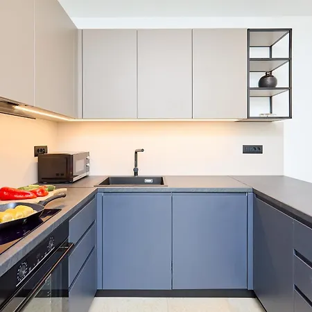 Hedera Estate, Hedera Iii