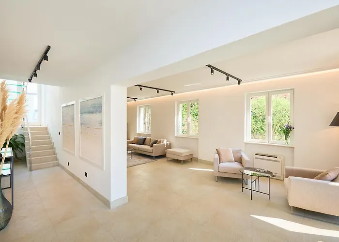 Hedera Estate, Hedera Iii Willa