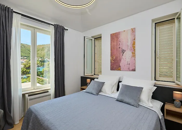 Willa Hedera Estate, Hedera Iii *