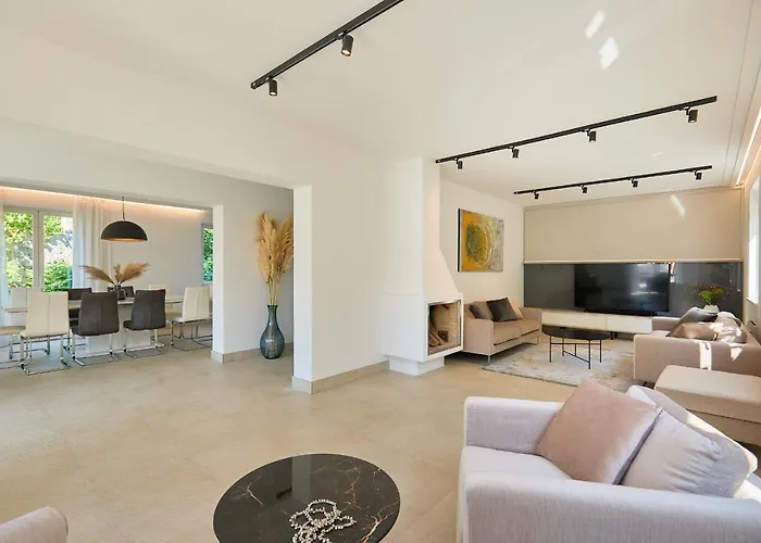 Hedera Estate, Hedera Iii Willa