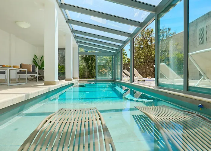 Willa Hedera Estate, Hedera Iii *