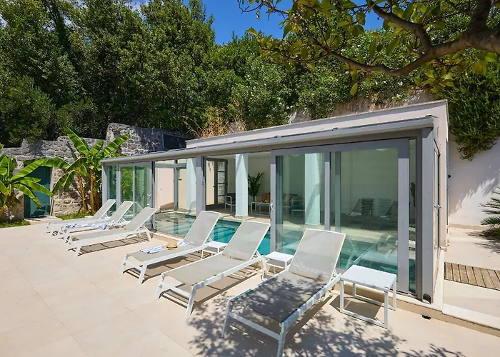 Willa Hedera Estate, Hedera Iii *