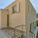 Hedera Estate, Hedera Iii Villa