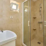 Hedera Estate, Hedera Iii *