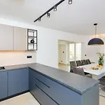 Hedera Estate, Hedera Iii * Zaton (Dubrovnik-Neretva)