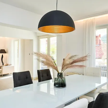 Hedera Estate, Hedera Iii *