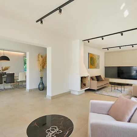 Hedera Estate, Hedera Iii וילה