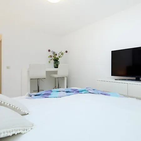 וילה Hedera Estate, Hedera Iii