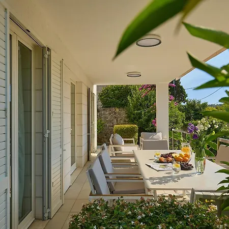 Vila Hedera Estate, Hedera Iii